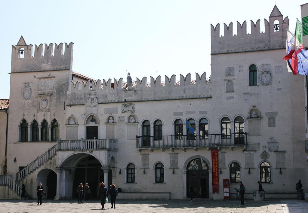 Loft And Palma Apartments Koper Exterior foto